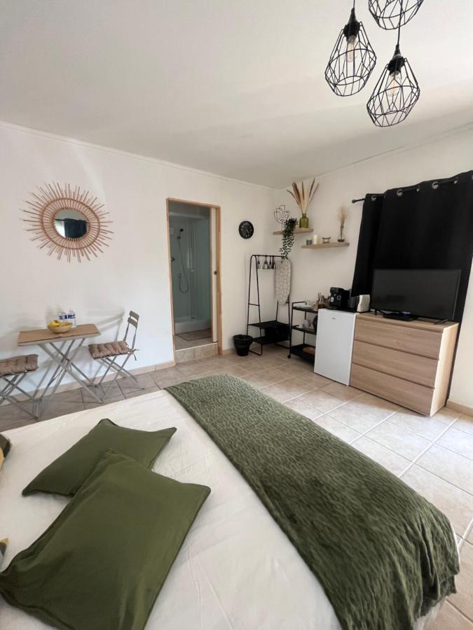 Studio Chez Joss Istres Eksteriør billede